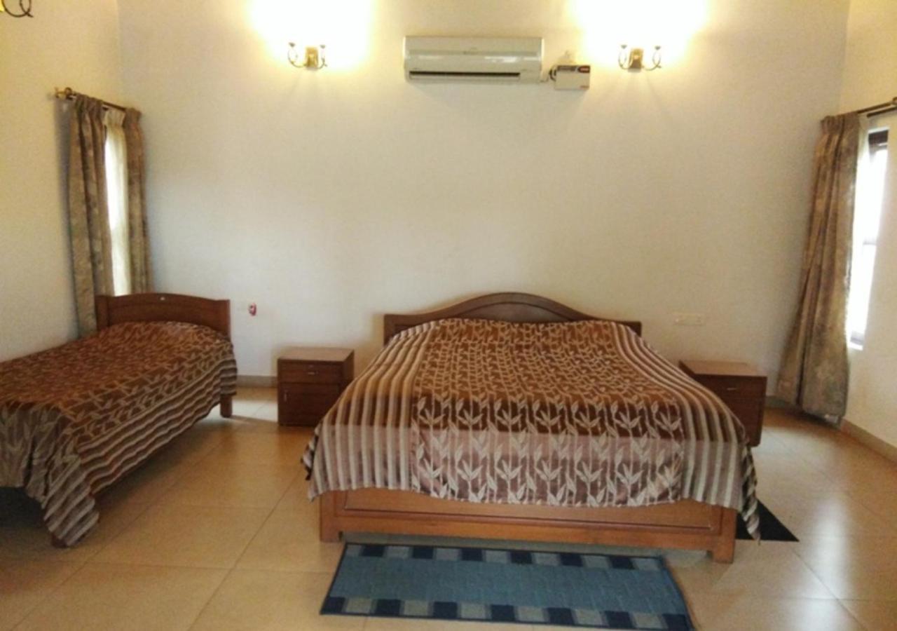 Hampi Heritage & Wilderness Resort-Jungle Lodges Bellary Exterior photo