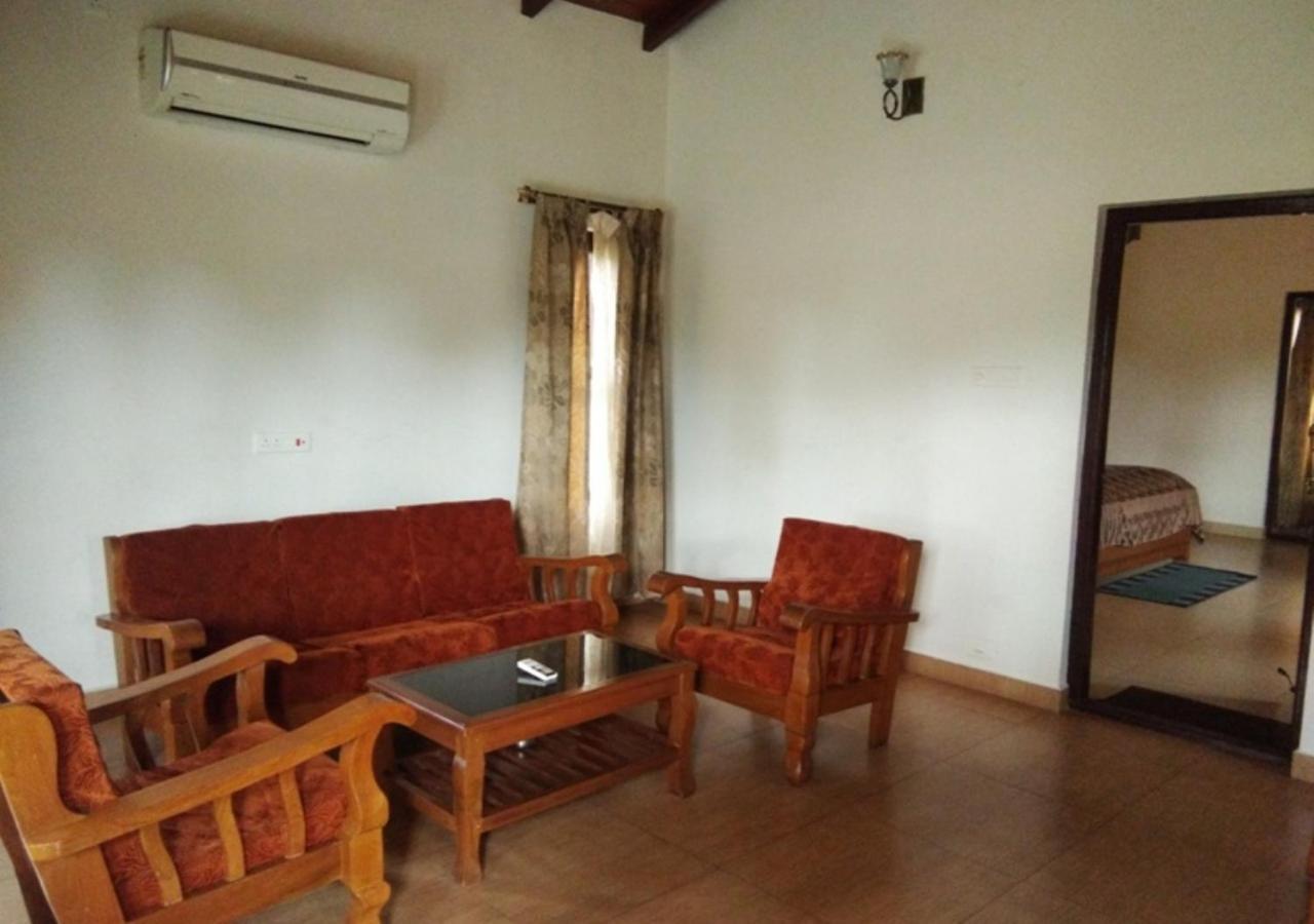 Hampi Heritage & Wilderness Resort-Jungle Lodges Bellary Exterior photo